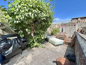 Photo 27- click for photo gallery